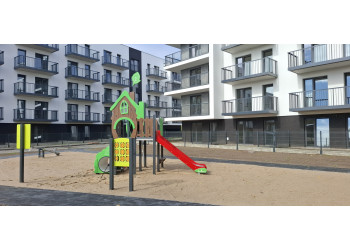 P1501 – Domek na drzewie – plac leśny | Starmax