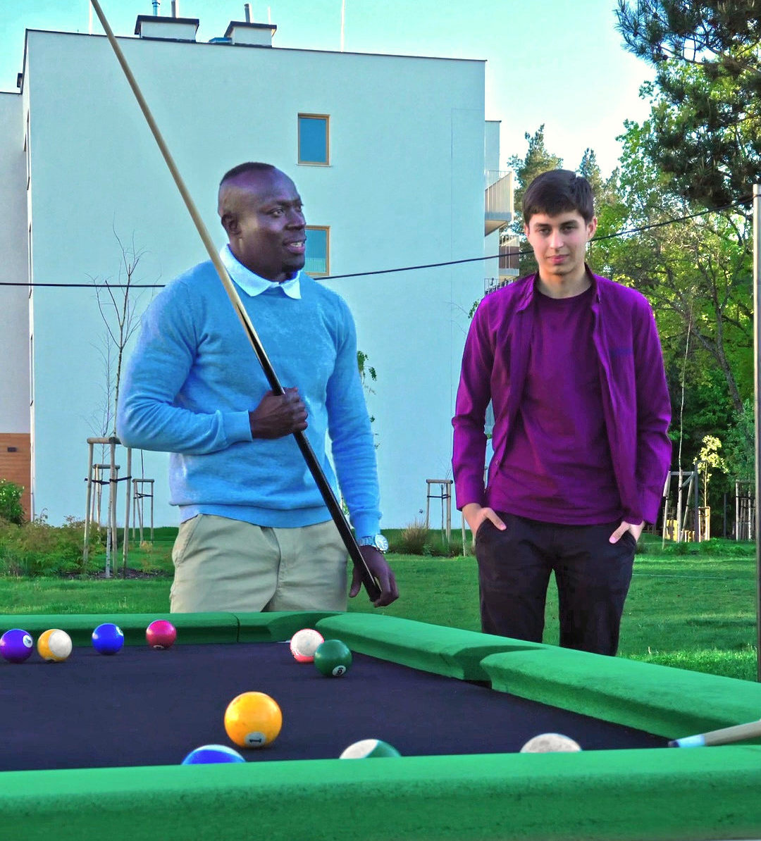 commercial-urban-city-street-pool-table-bilard